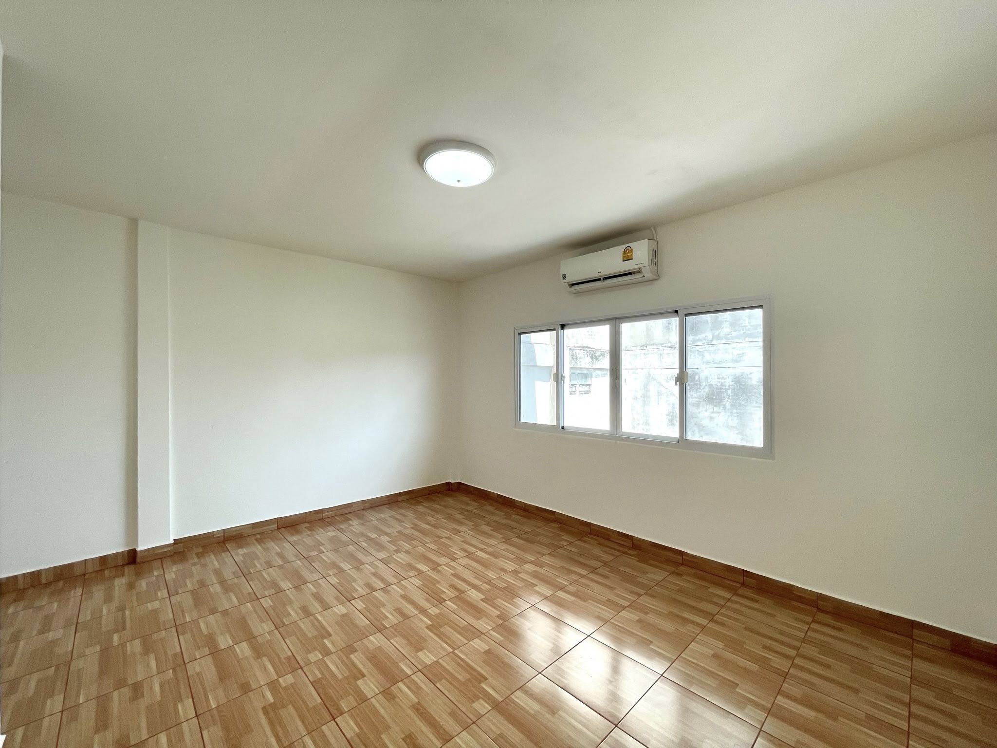 Townhouse in Sukhumvit 